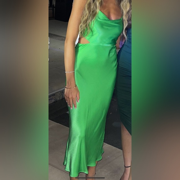 knee length dresses for ladies Bec and Bridge Loren Midi Dress in Emerald – Coco & Lola main image 1